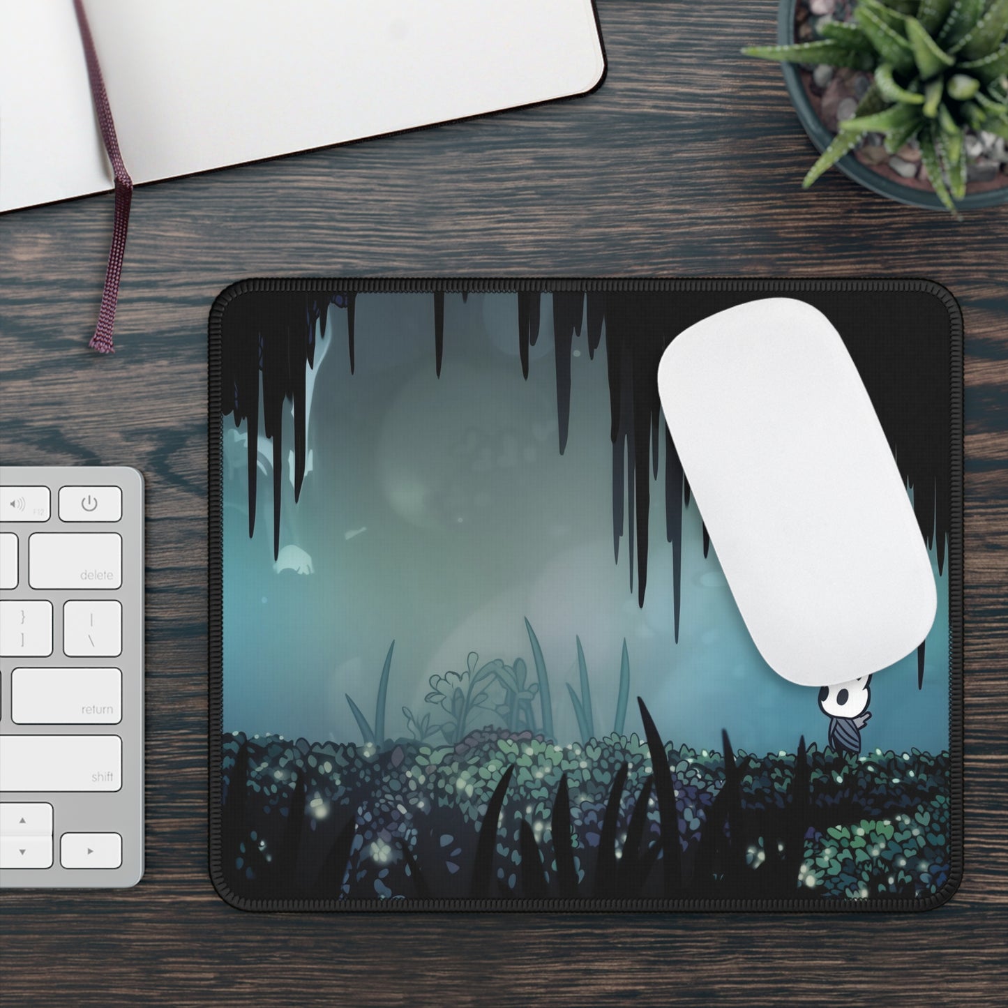 Hollow Knight Desk Mat, XL Gaming Mouse Pad with Video Game Art