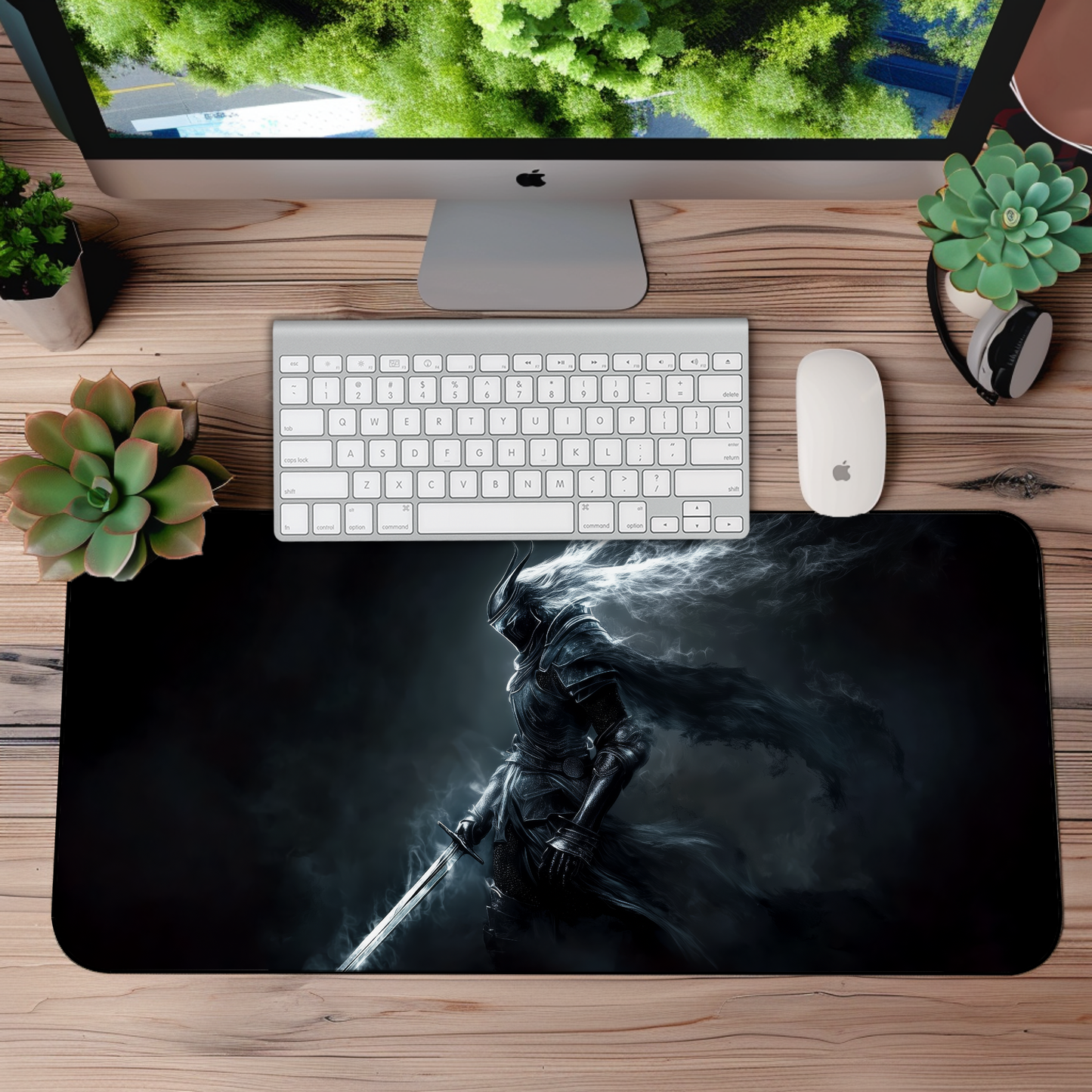 Dark Souls Knight Desk Mat – XL Dark Fantasy Gaming Mouse Pad