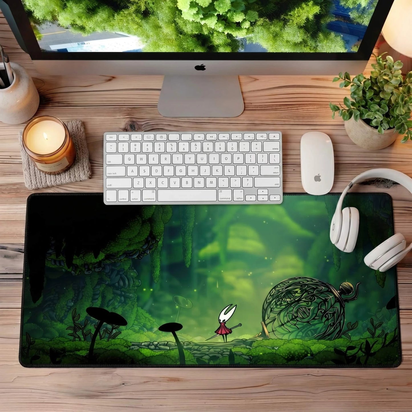 Hollow Knight Silksong Mouse Pad | XL Cozy Gaming Desk Mat